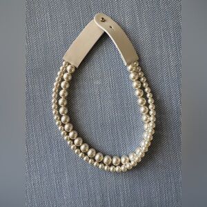 Fairchild Baldwin Amelia Pearl necklace